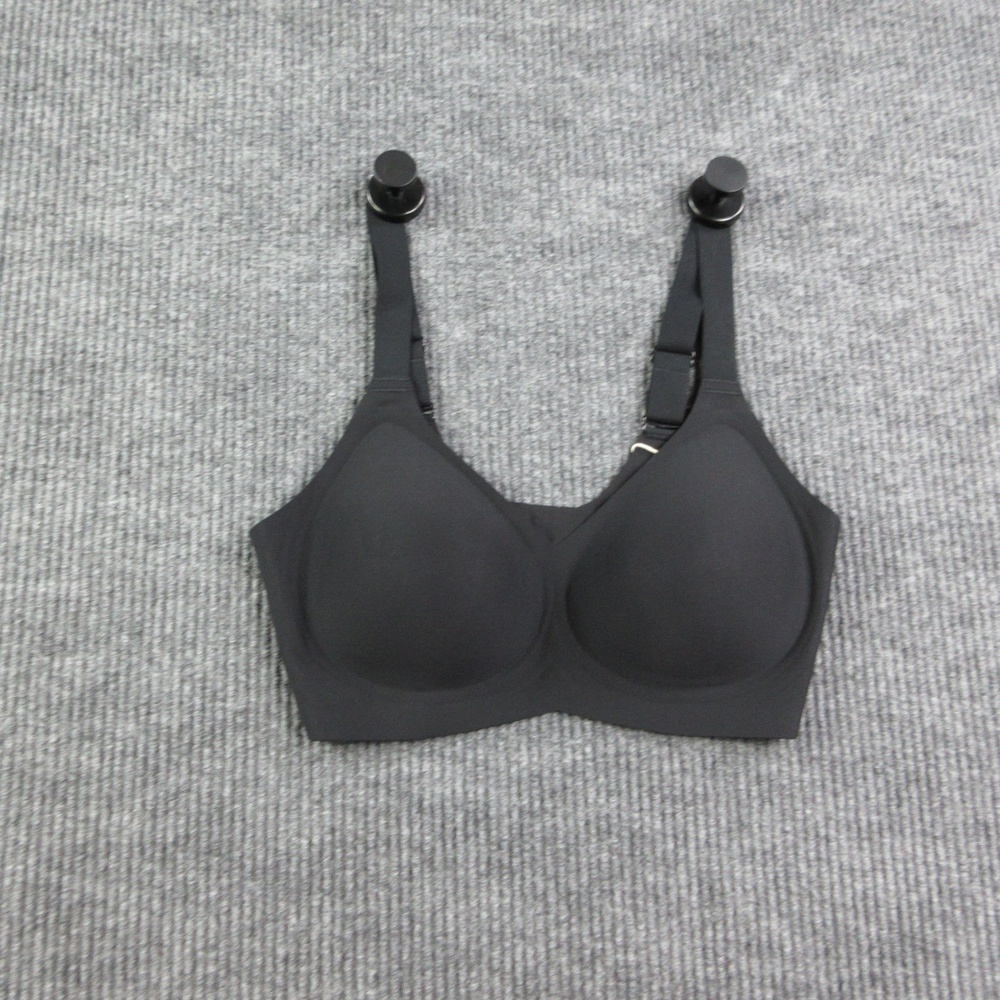 CELESTE D'OR Bra Womens L Black Longline Seamless Molded Wireless Curve NWT